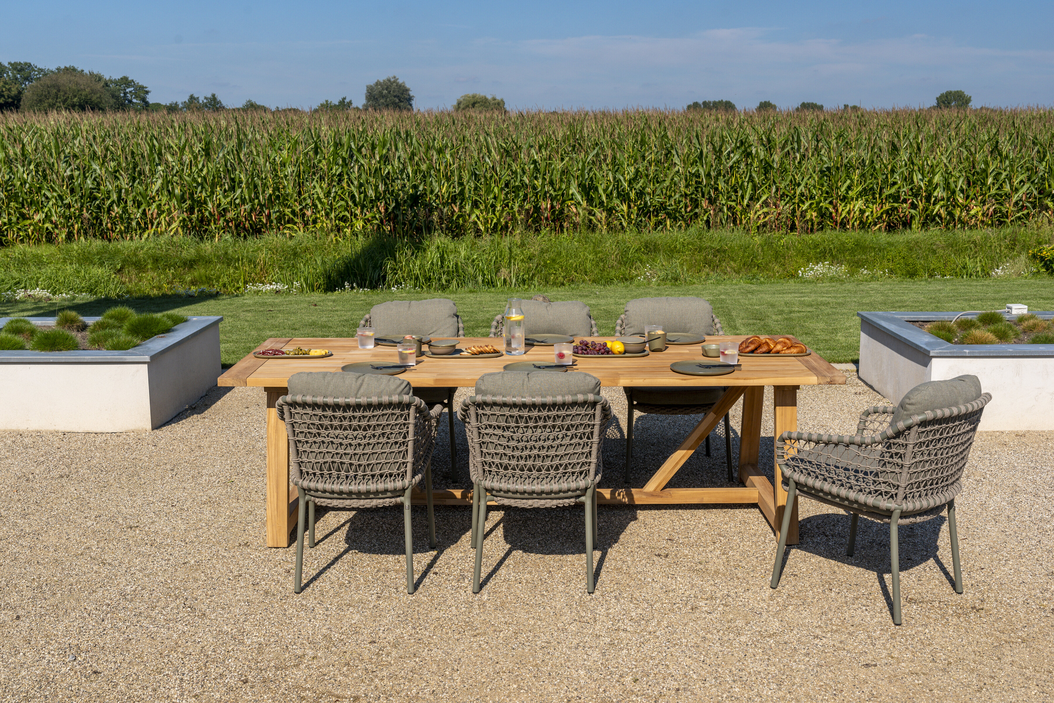 Jura dining set Olive with Noah teak table outdoor _03